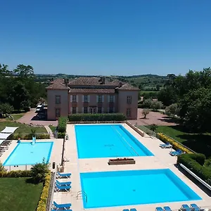 *** Village de vacances Chateau De Barbet France